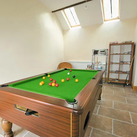 Holiday home Hirst House